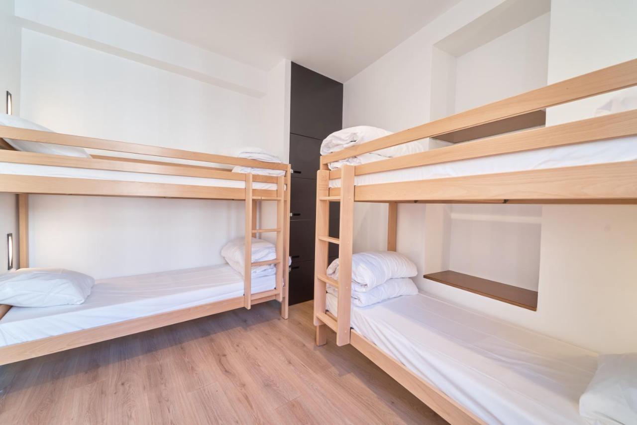 Mije Marais Hostel Paris Bagian luar foto Hostel room