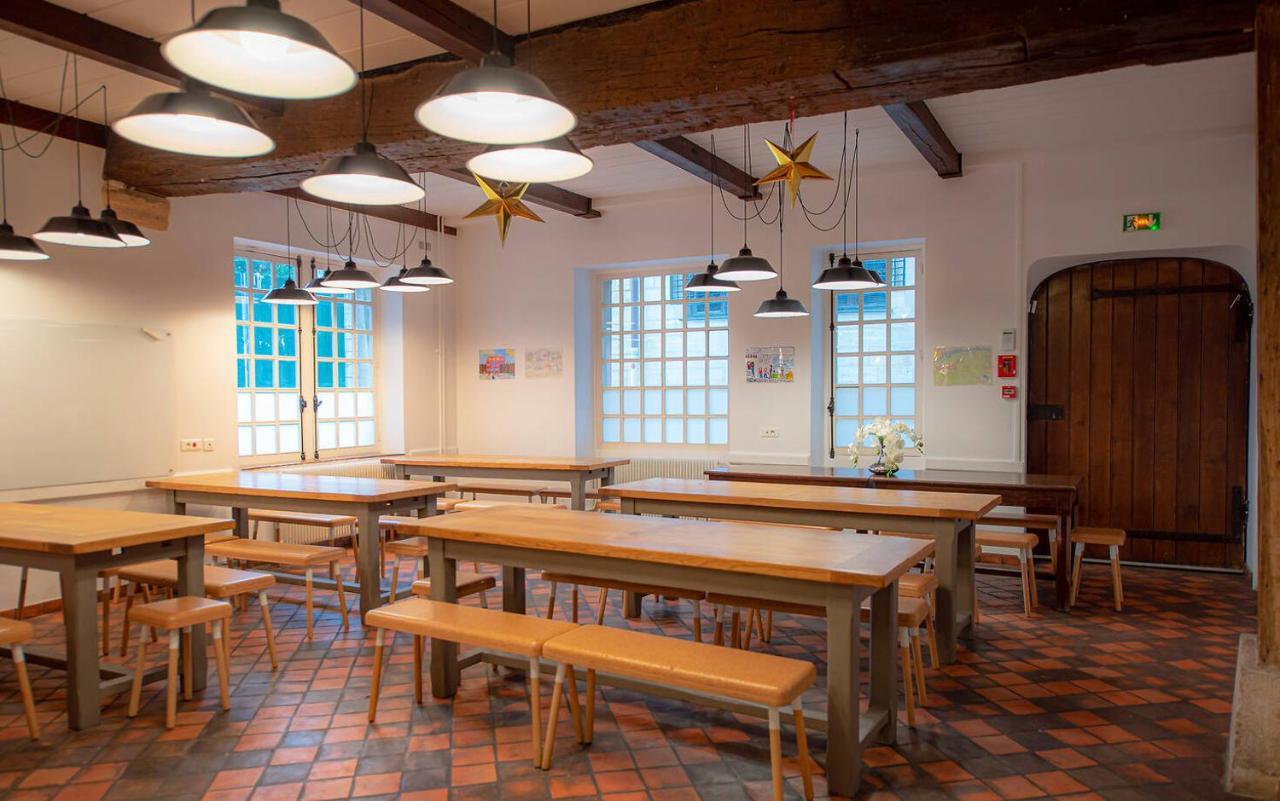 Mije Marais Hostel Paris Bagian luar foto The dining room