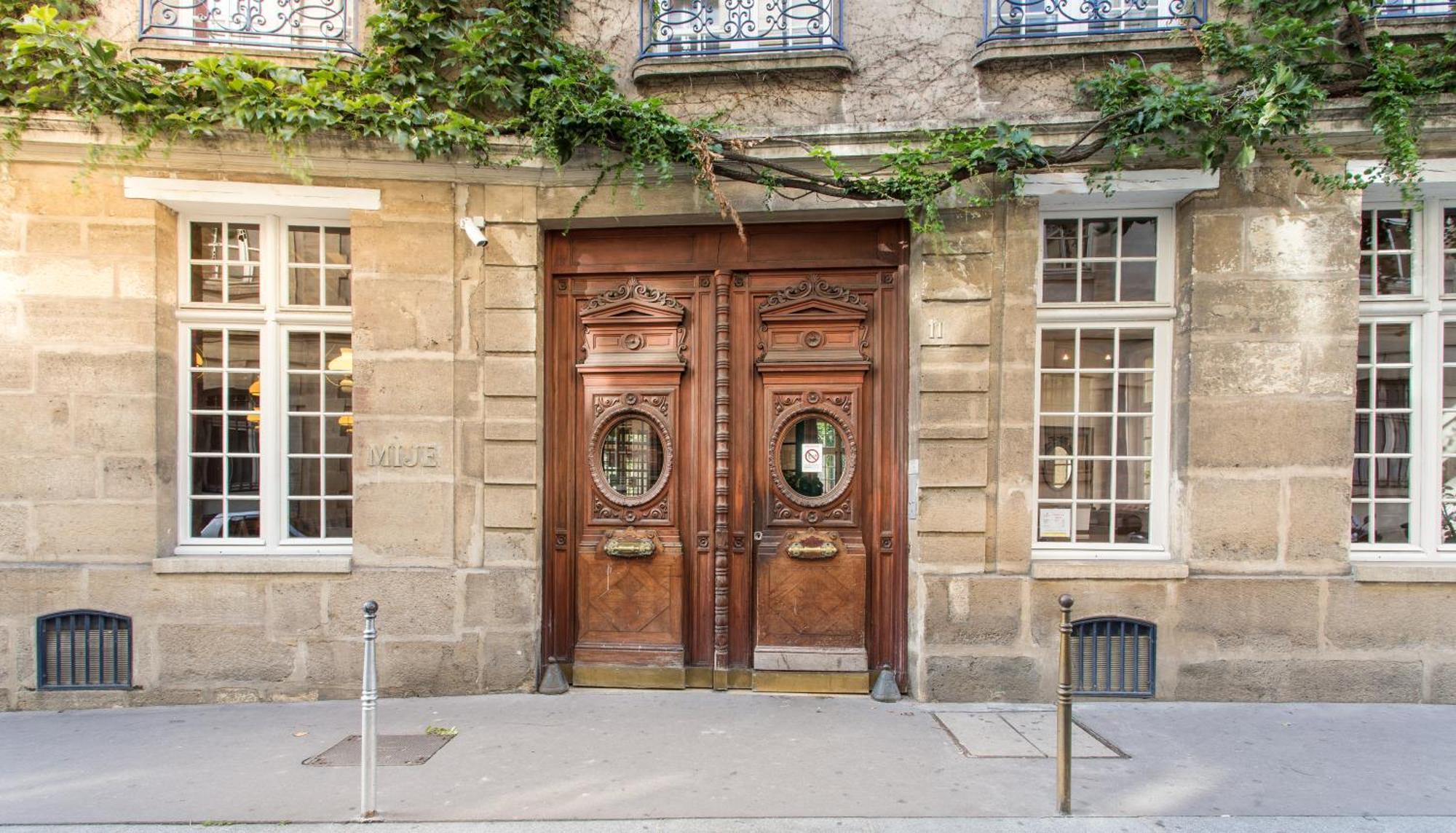 Mije Marais Hostel Paris Bagian luar foto Hôtel de Matignon