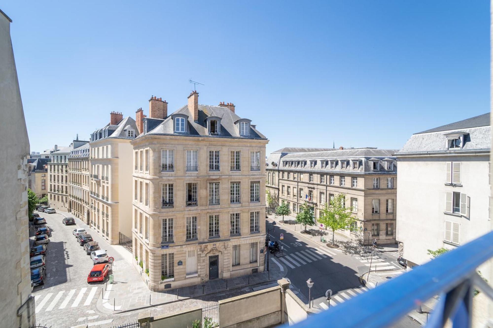 Mije Marais Hostel Paris Bagian luar foto Rue de Grenelle